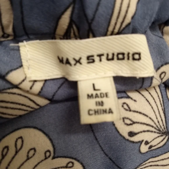 MAX STUDIO - Picture 2 of 2